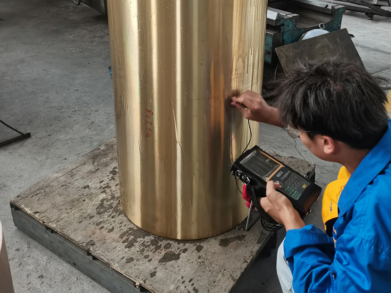 Ultrasonic testing of bronze bushings